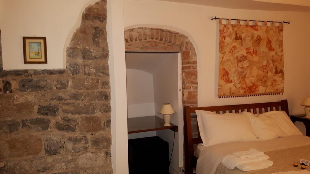 Torre Cepollini Hotel Albenga Ngoại thất bức ảnh